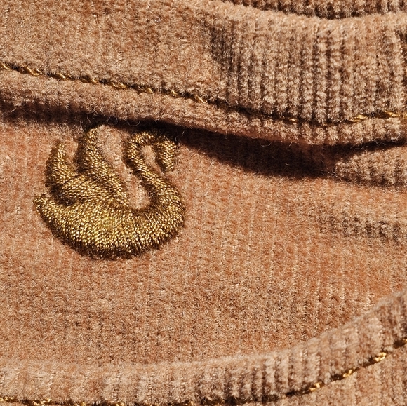 Gloria Vanderbilt Women's Size 16 Corduroy Pants. - Picture 6 of 6